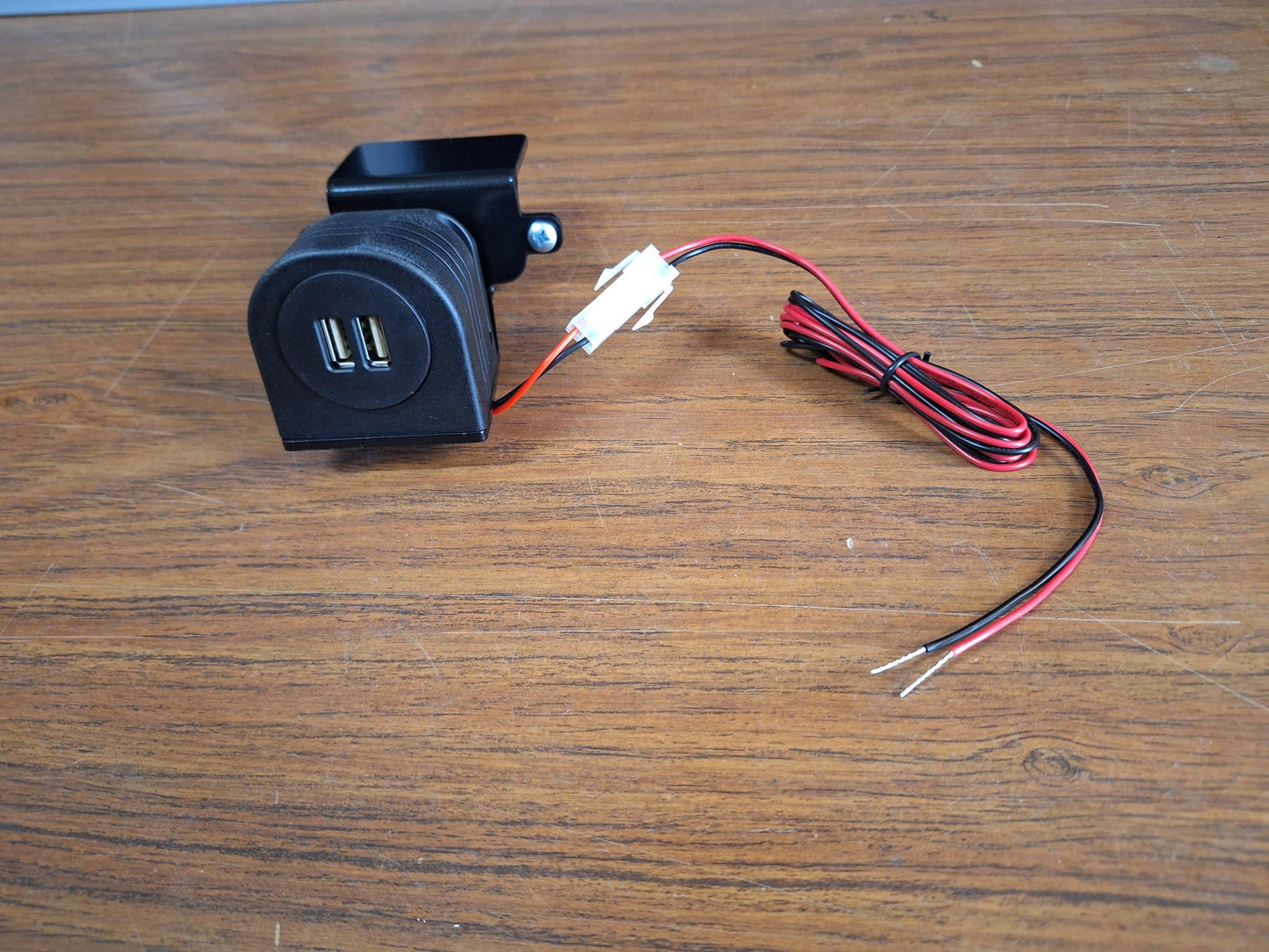 87090 | USB PORT| FREEDMAN SEATING | USB KIT=2 PORTS